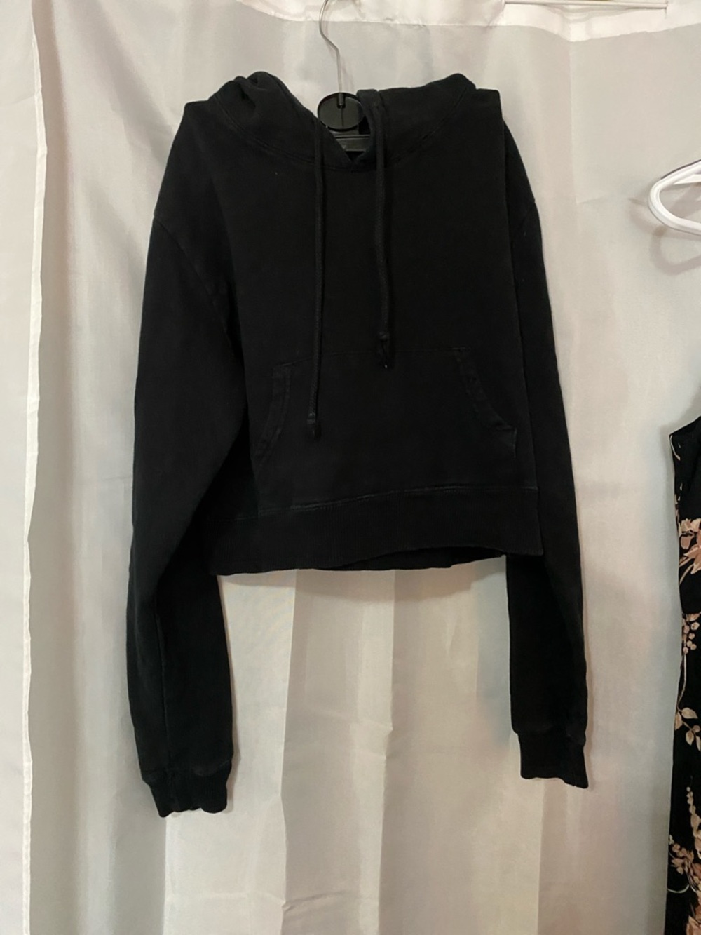 Brandy Melville Black Cropped Hooded Pullover
